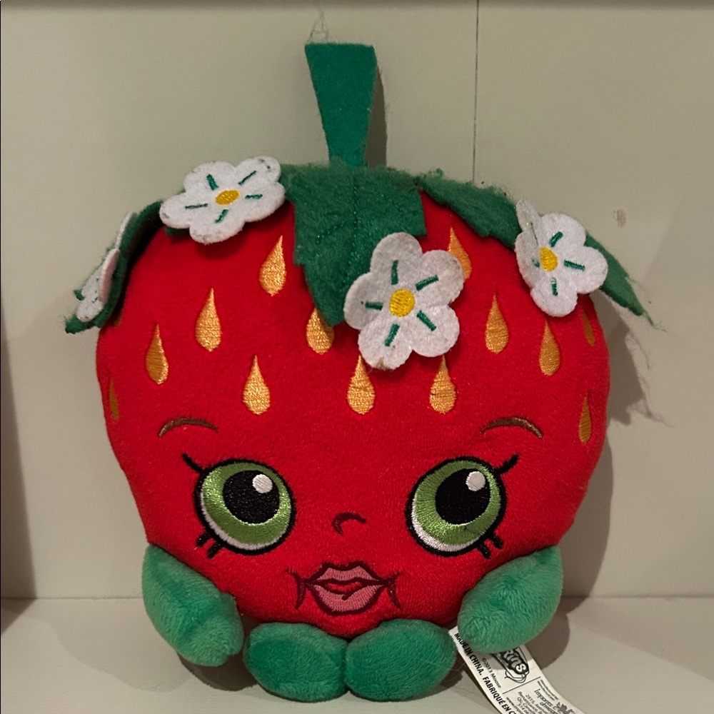 Shopkins Strawberry Kiss plush toy-2013